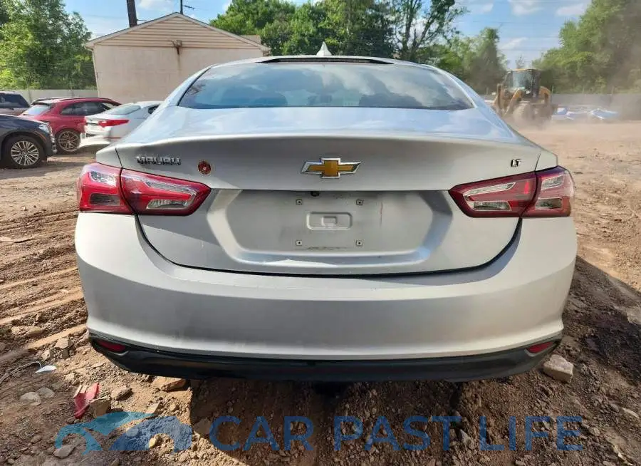 1G1ZD5ST2LF111367# 6