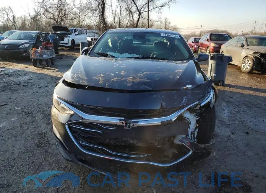 1G1ZD5ST2PF163829# 5