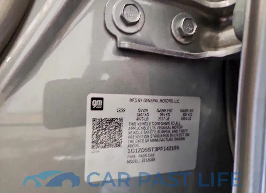 1G1ZD5ST3PF142195# 12