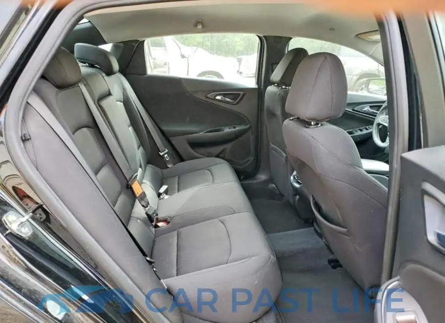 1G1ZD5ST4NF137326# 10
