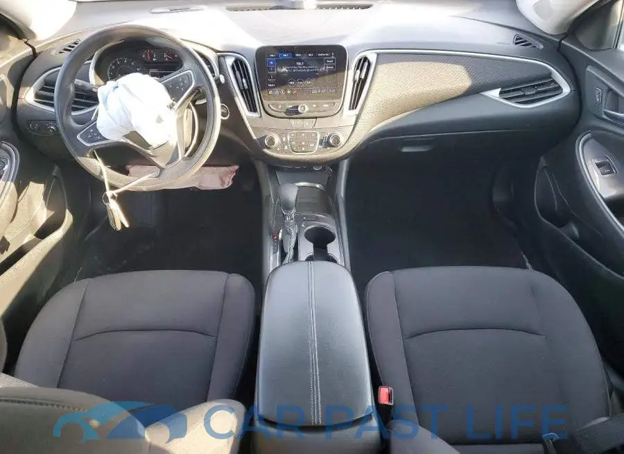 1G1ZD5ST4PF165663# 8