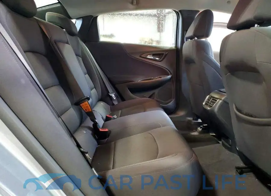1G1ZD5ST8PF161423# 10