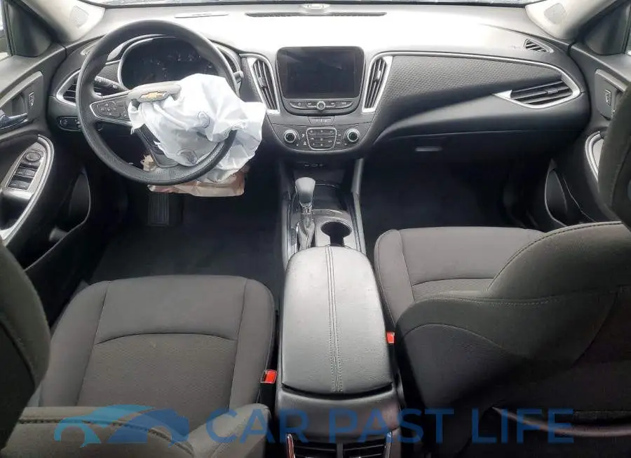 1G1ZD5ST9SF142663# 8