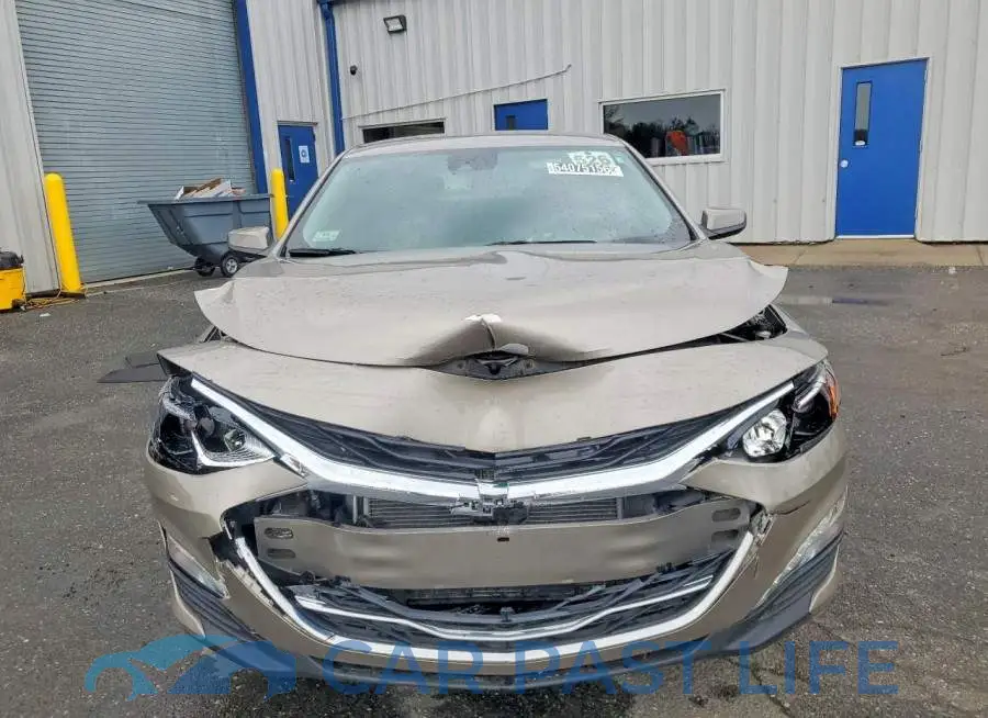 1G1ZD5ST9SF142663# 5