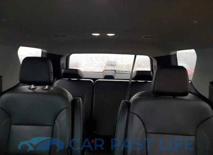 1GNEVJKW2JJ103115# 10