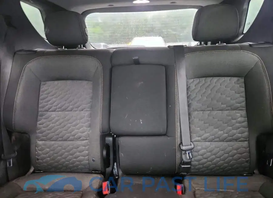 2GNAXUEV3K6164968# 10