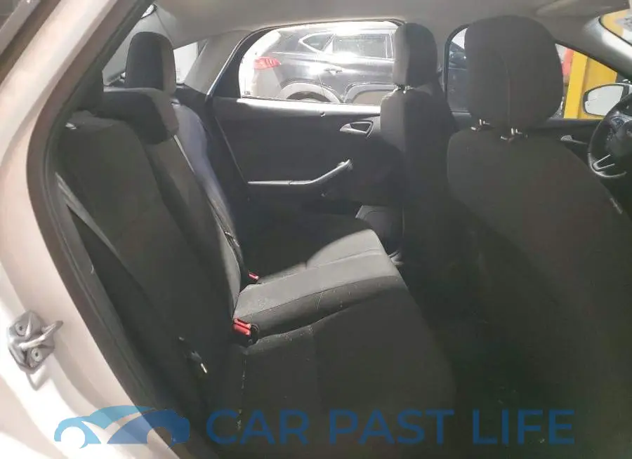 1FADP3F25JL318600# 10
