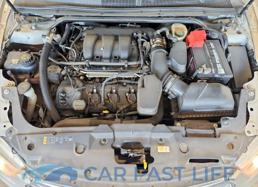 1FAHP2E82JG112015# 11