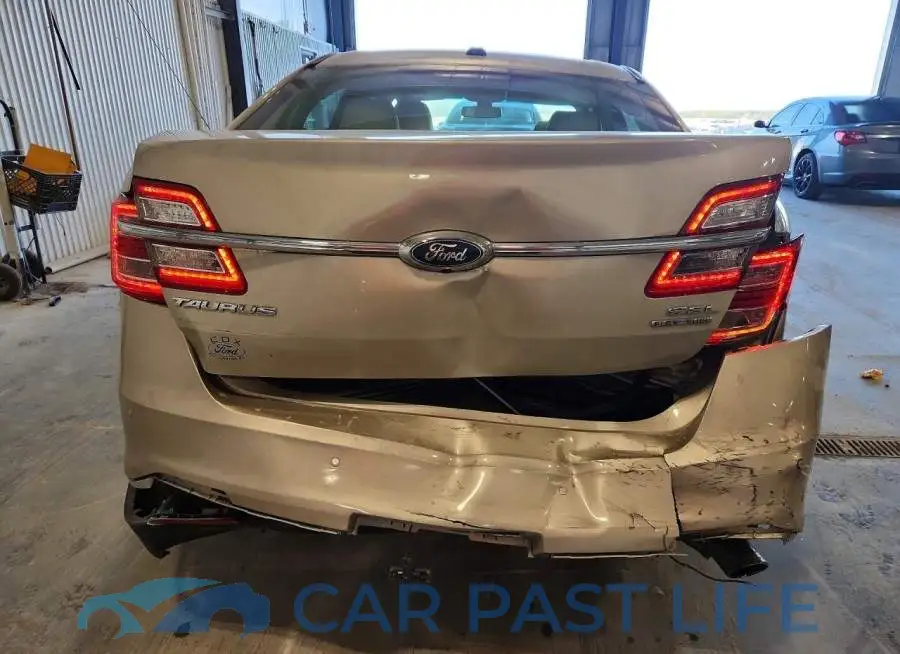 1FAHP2E82JG112015# 6