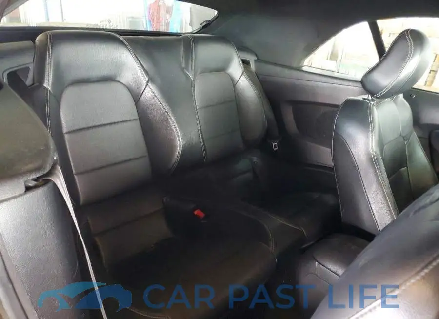 1FATP8UH4J5142689# 10