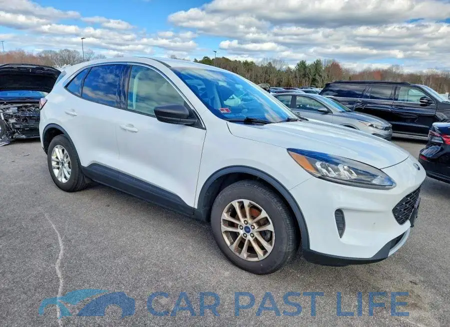 1FMCU0G6XNUB00629# 4