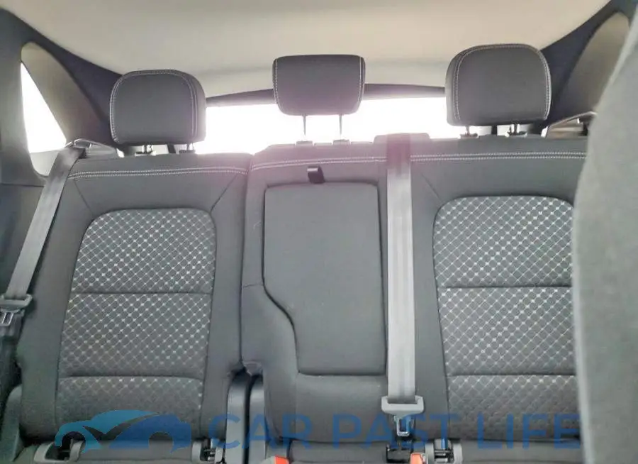 1FMCU0GN5TUA39551# 10