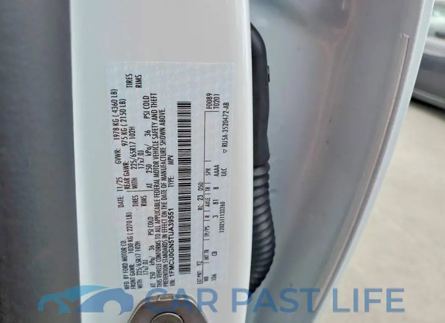 1FMCU0GN5TUA39551# 13