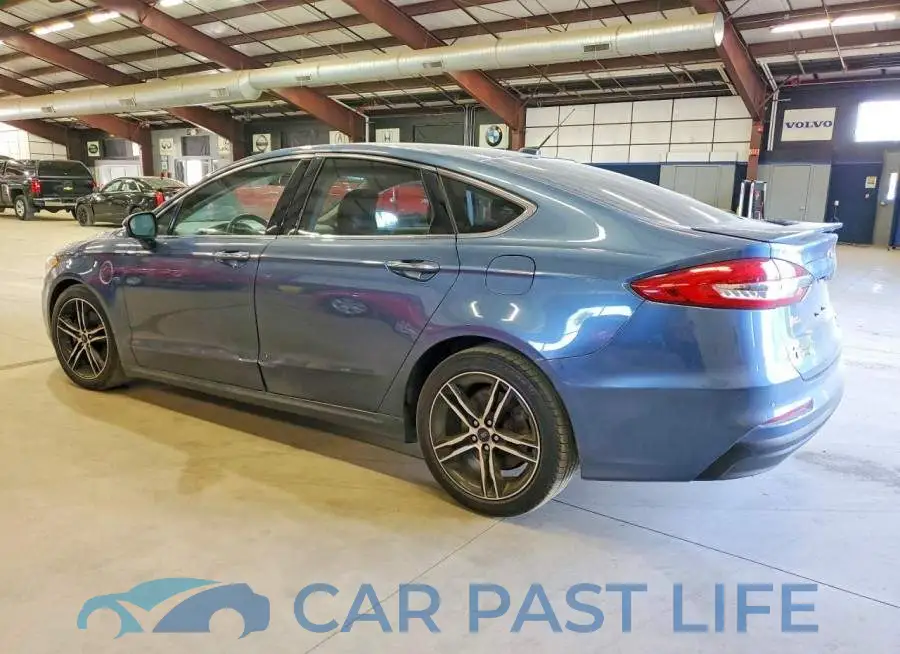 3FA6P0SU4KR212849# 2