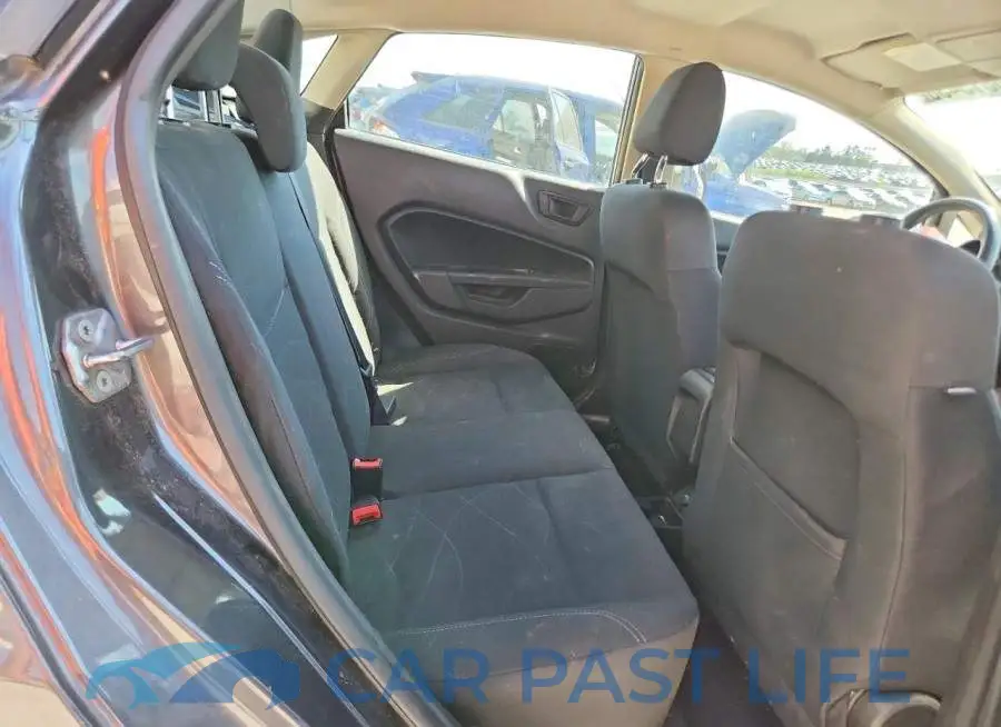 3FADP4BJ9JM123729# 10