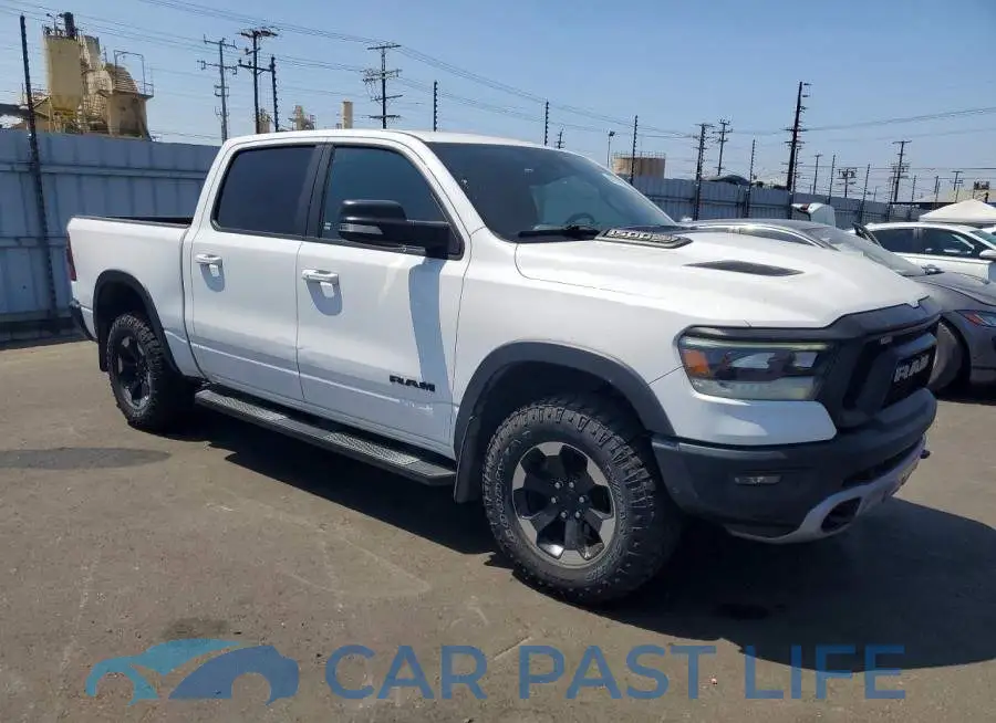 1C6SRFLM9LN270472# 4