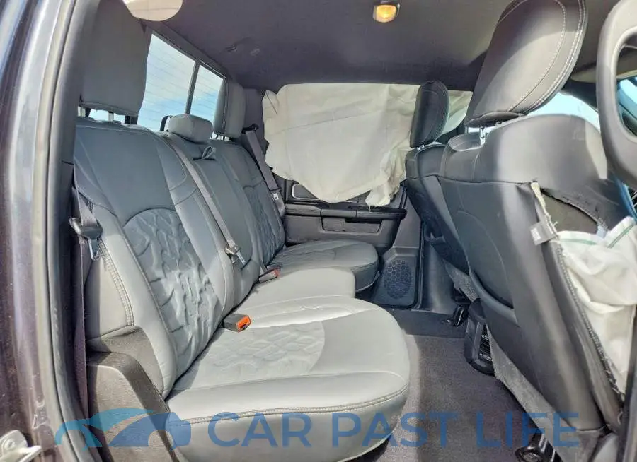 3C6TR5EJ2LG267102# 10