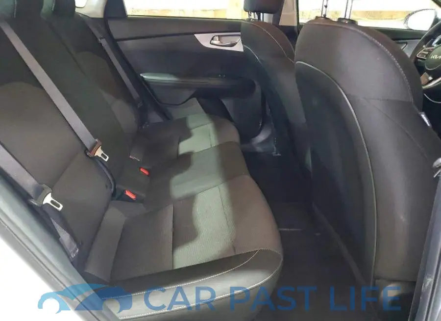 3KPF24AD3RE731894# 10