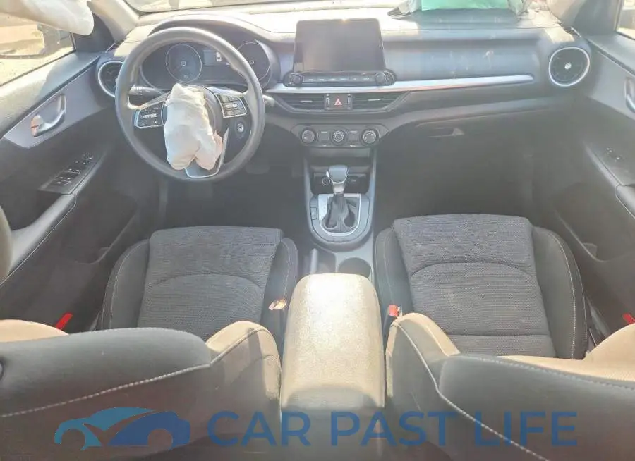 3KPF24AD4RE711203# 8
