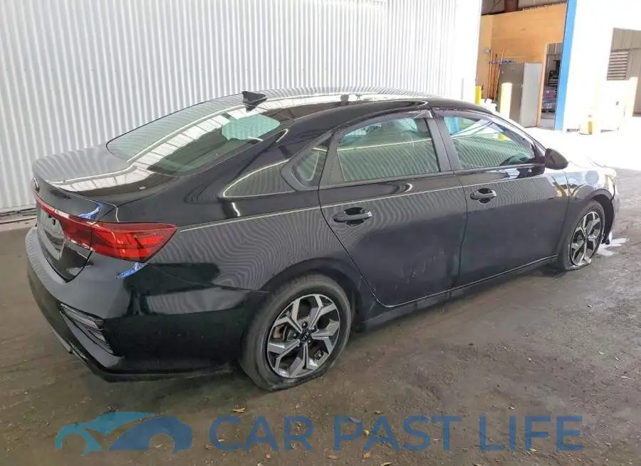 3KPF24AD8LE225890# 3