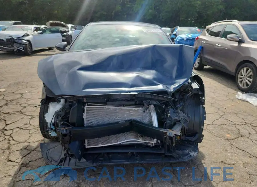 3KPF24AD8LE251812# 5