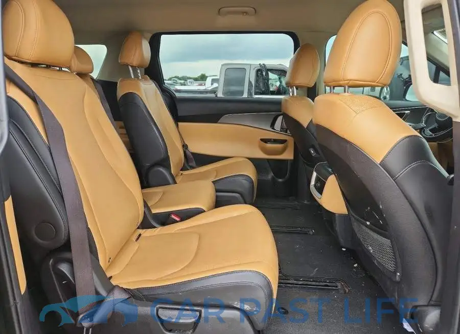 KNDNB4H35P6211014# 10