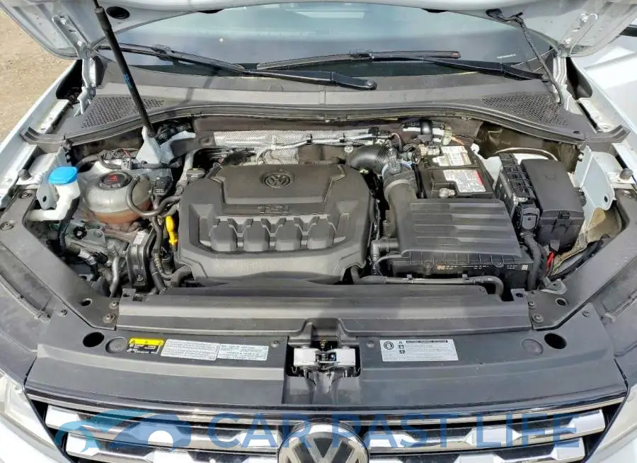 3VV2B7AX5KM015778# 11