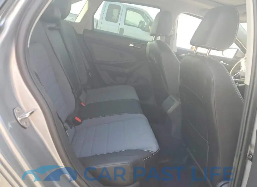 3VW7W7BU4TM040893# 10