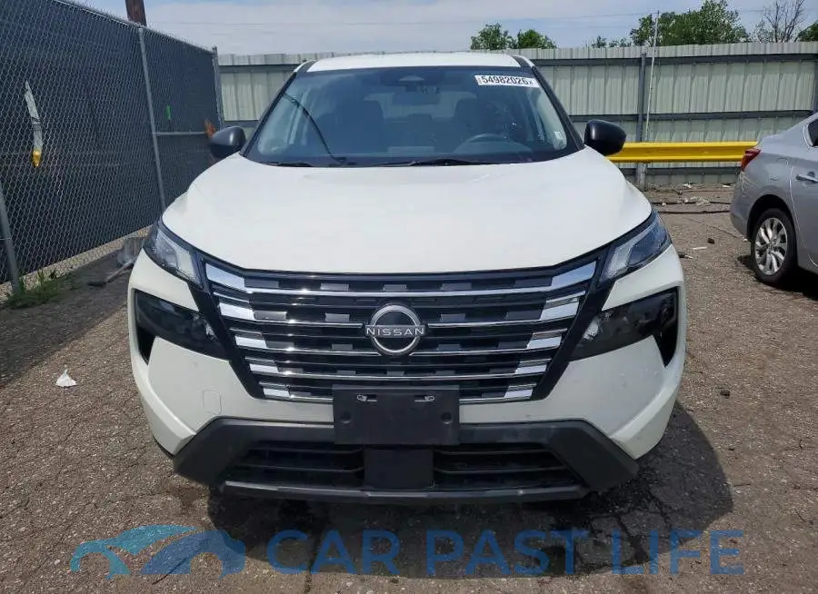 5N1BT3AB5RC695732# 5
