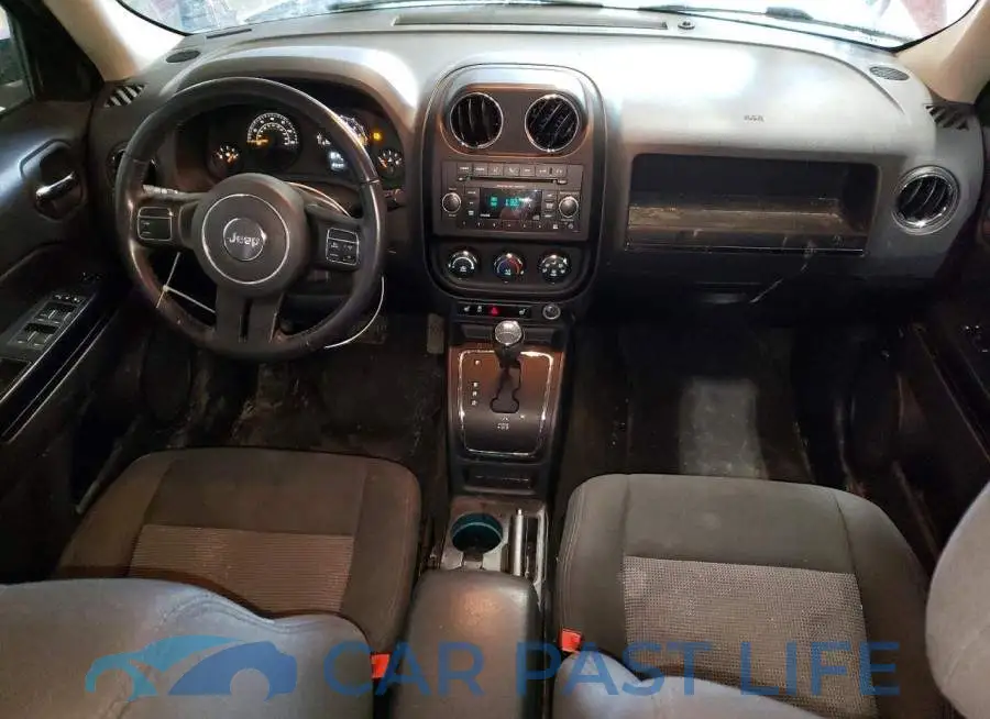 1C4NJRFB5HD151663# 8