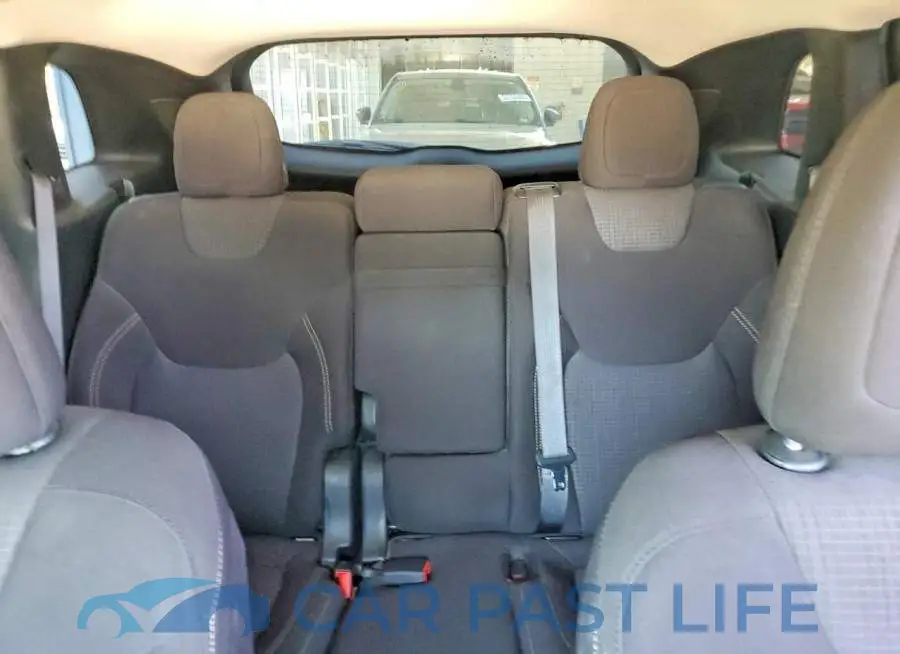 1C4PJLCB4HW604377# 10