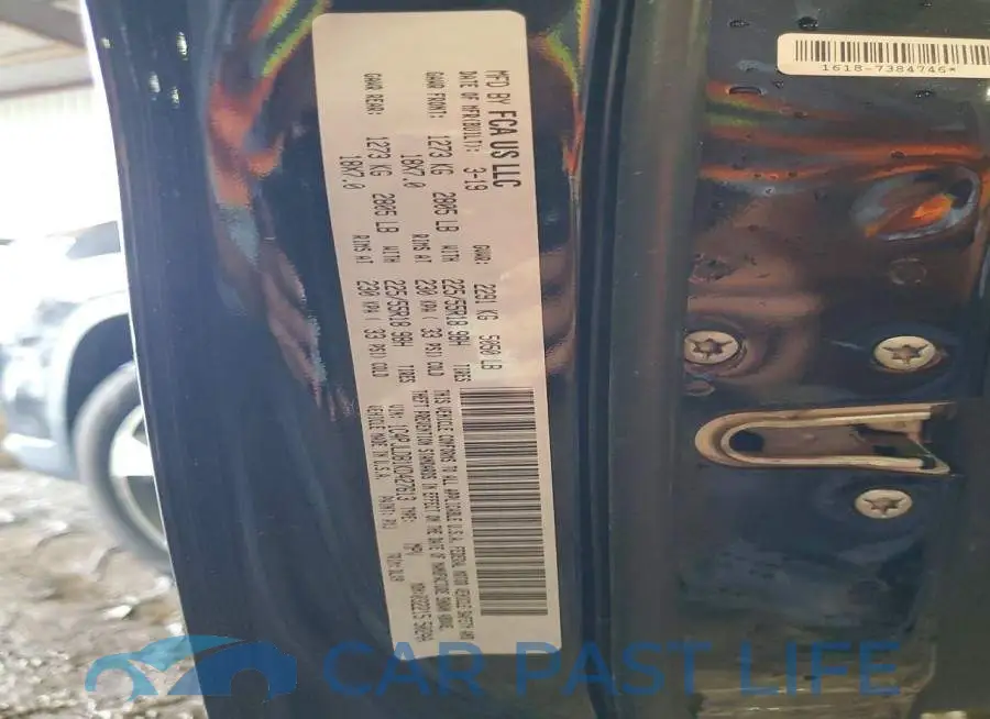 1C4PJLDB1KD427613# 12