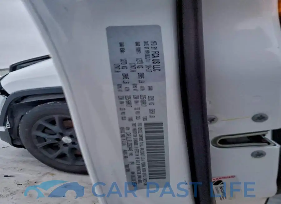 1C4PJLLB1JD563448# 12