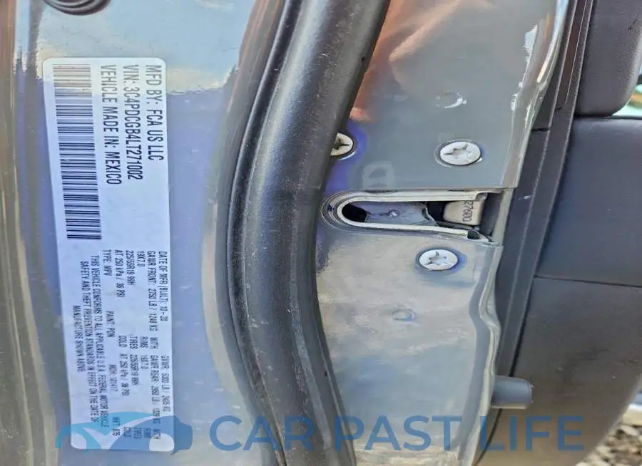 3C4PDCGB4LT271002# 14
