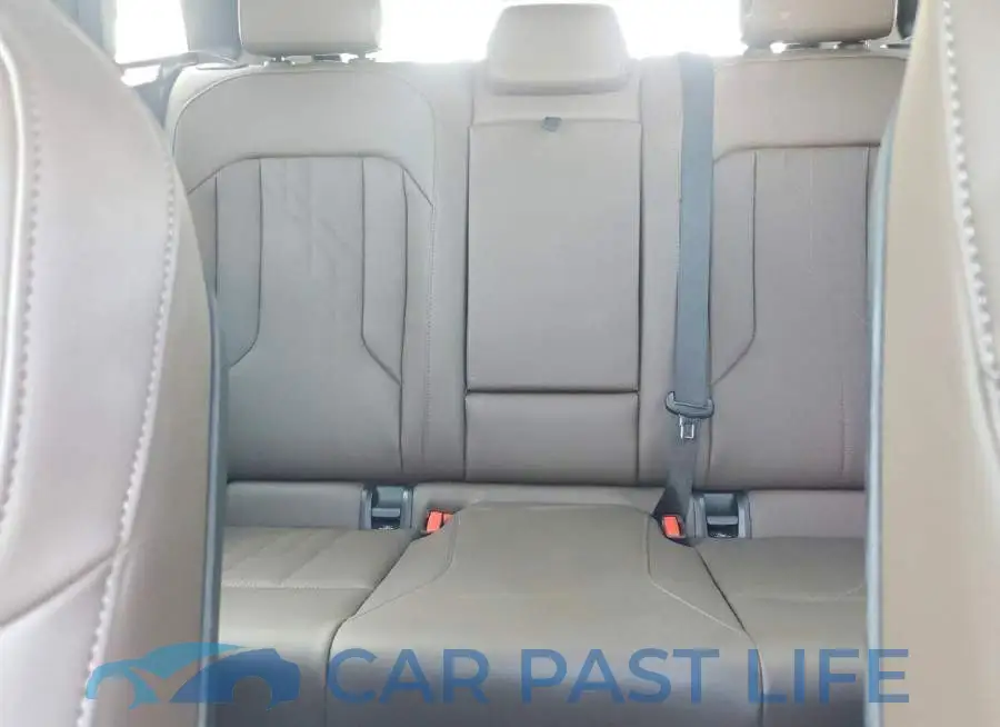 5UX53GP09T9342170# 10