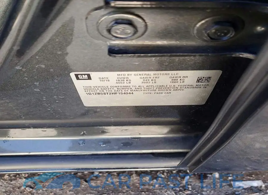 1G1ZB5ST2HF154944# 12
