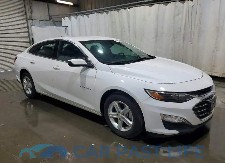1G1ZB5ST6RF153300# 4