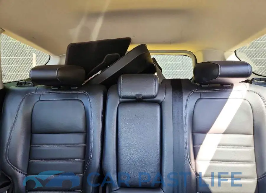 1FMCU9J91JUA28009# 10