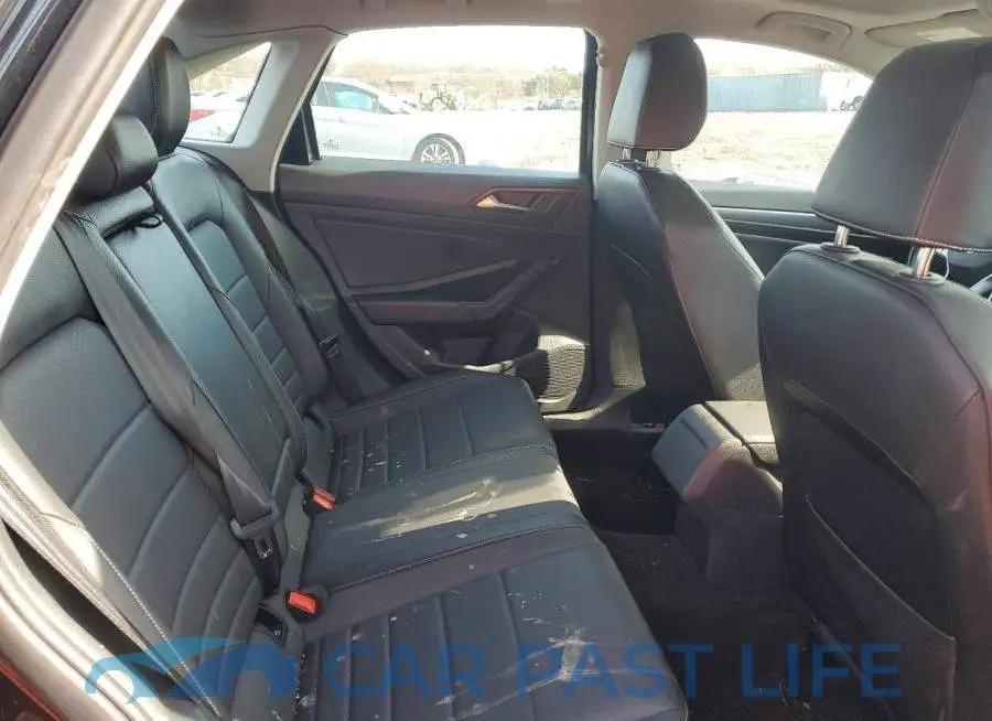 3VW7M7BU3PM060662# 10