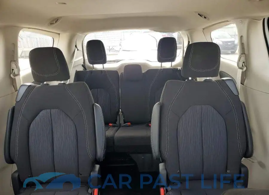 2C4RC1CG3RR196130# 10