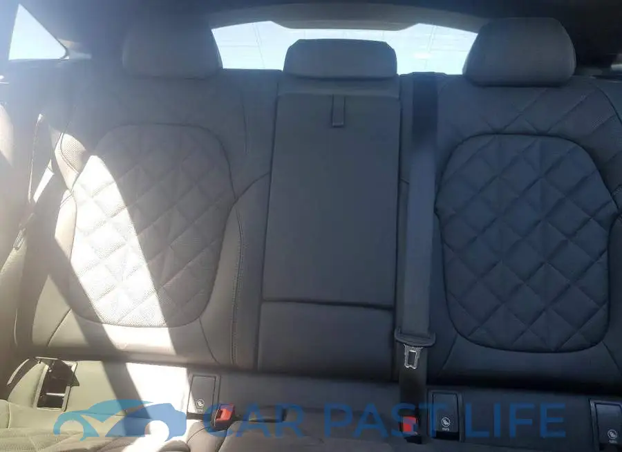5UX33EX01R9V83998# 10