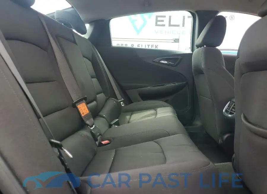 1G1ZD5ST8RF119742# 10