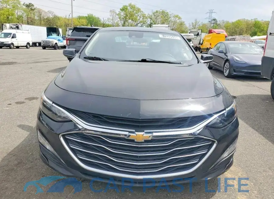 1G1ZD5ST8RF119742# 5