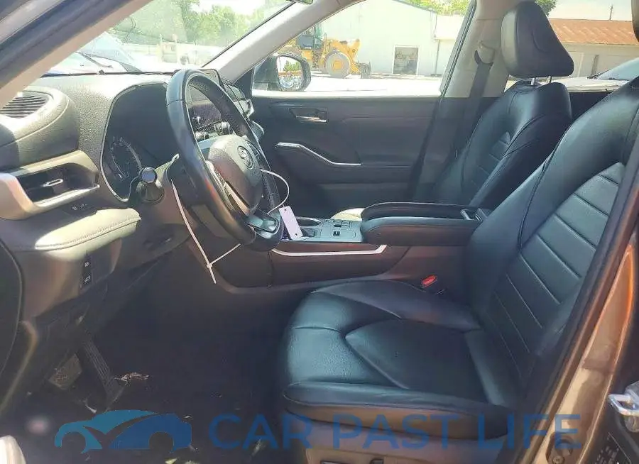 5TDKBRCH6RS141416# 7