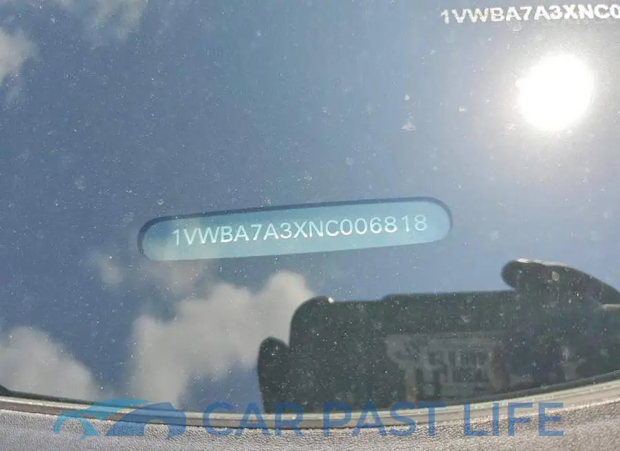 1VWBA7A3XNC006818# 12