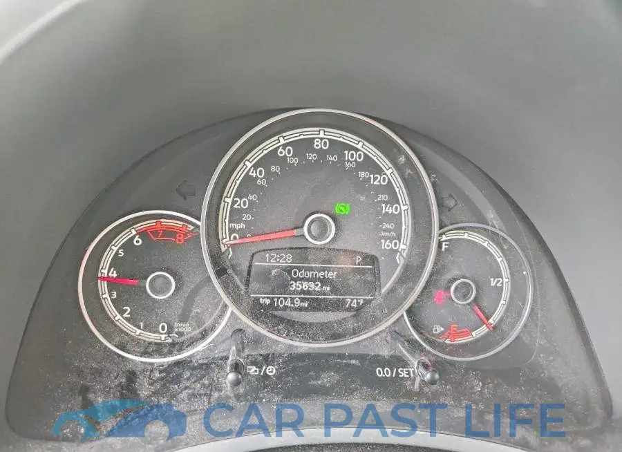 3VW5DAAT4KM506887# 9