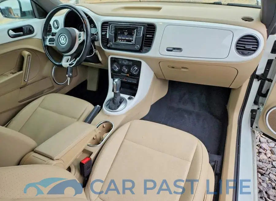 3VW5DAAT4KM506887# 8