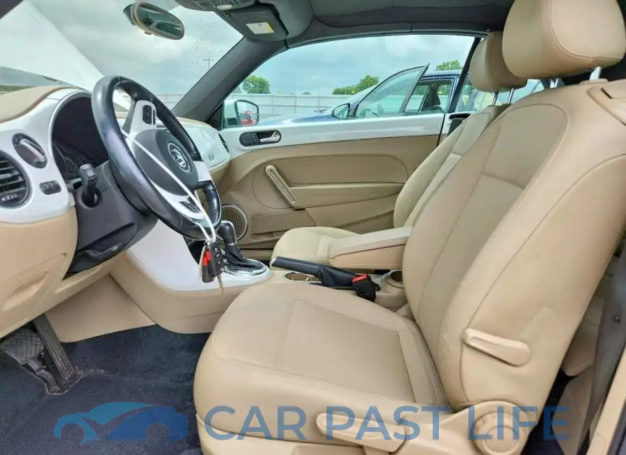 3VW5DAAT4KM506887# 7