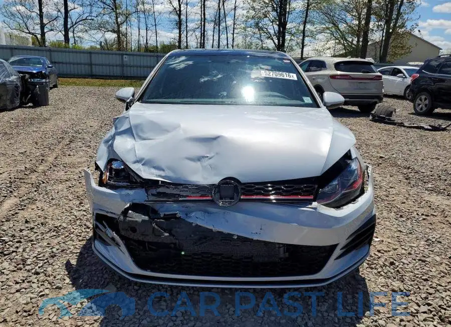 3VW5T7AU9LM017157# 5
