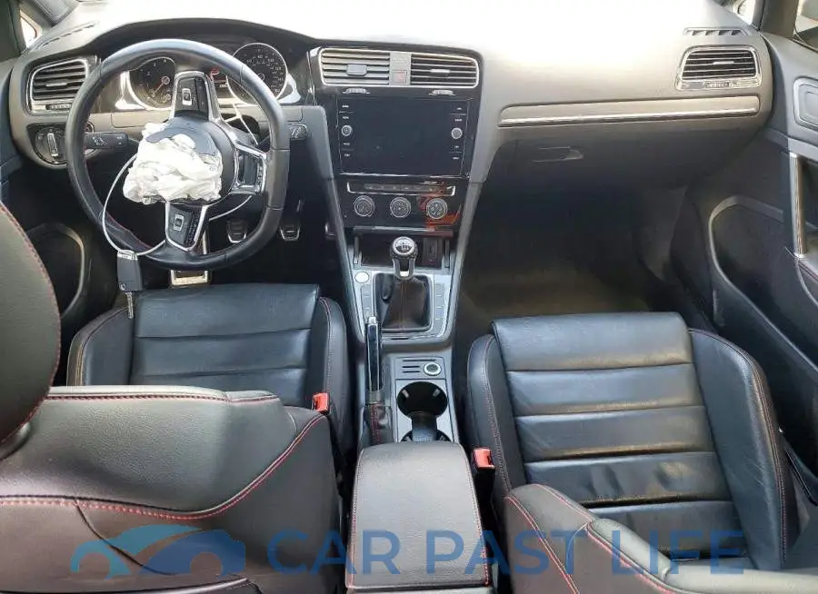 3VW5T7AU9LM017157# 8